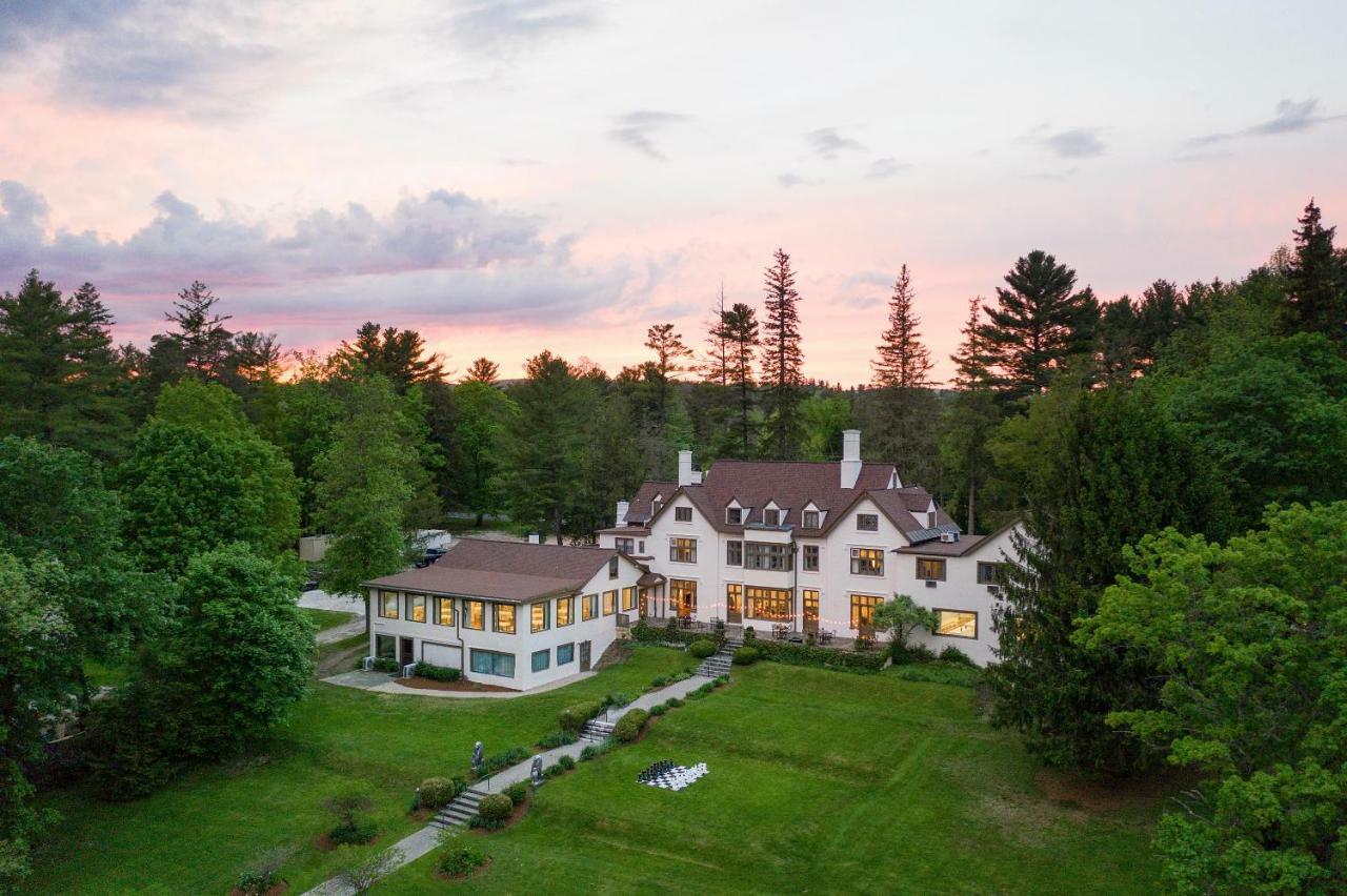 Seven Hills Inn เลนอกซ์ ภายนอก รูปภาพ